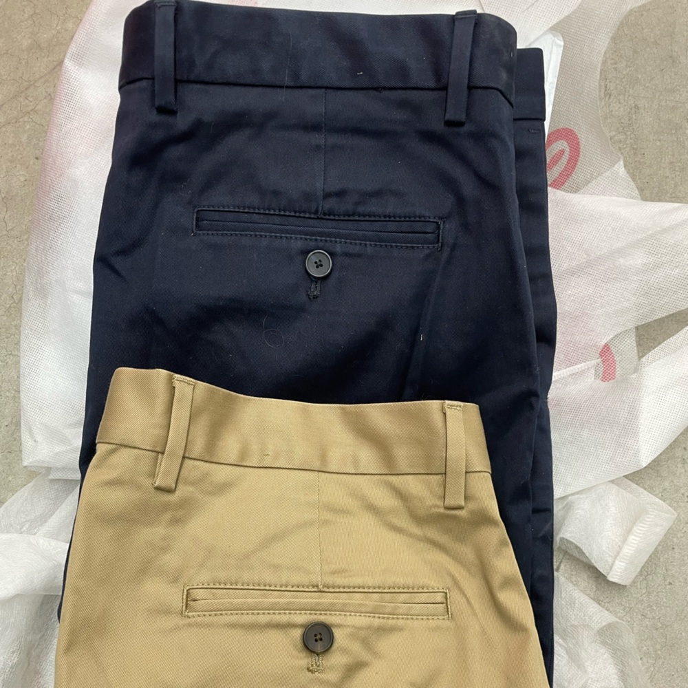 2 Psirs off Buttoned Down Men’s Shorts Size 34
